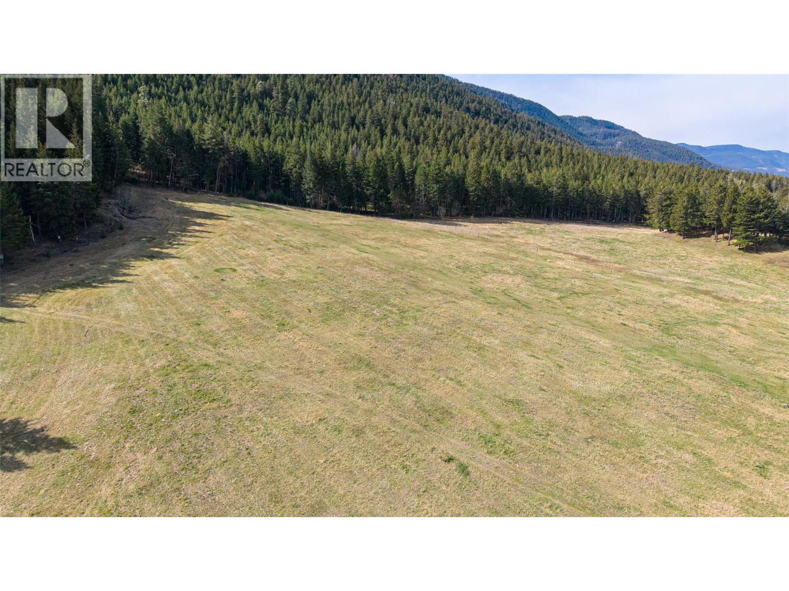 6142 Falkland Road, Falkland, British Columbia  V0E 1W0 - Photo 24 - 10384088