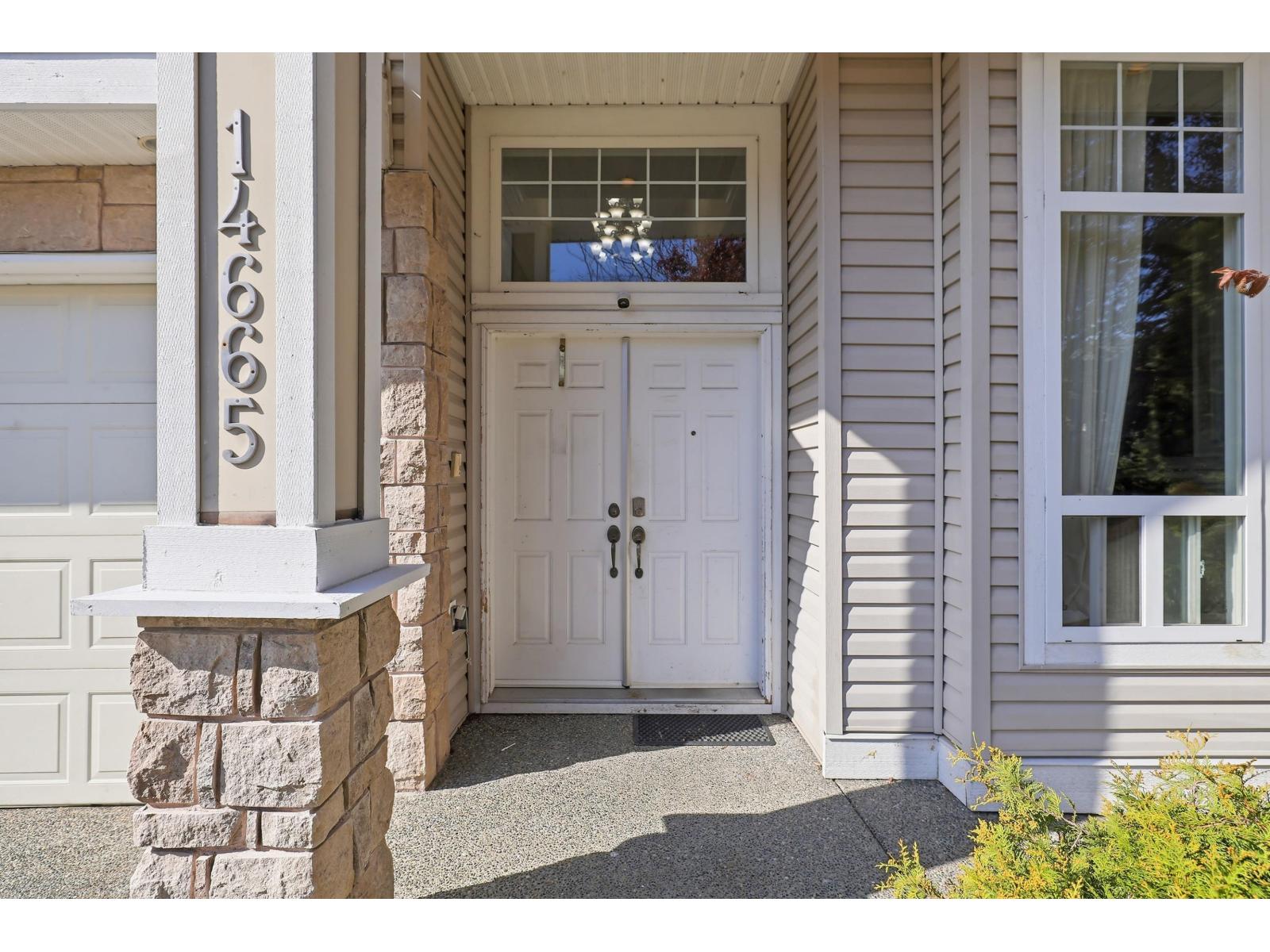 14665 76a Avenue, Surrey, British Columbia  V3S 2P4 - Photo 3 - R3113085