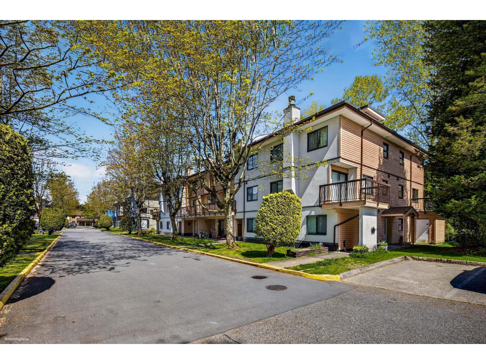 101 7120 133 STREET, surrey, British Columbia