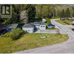 1110 LARAMEE ROAD, Squamish, British Columbia