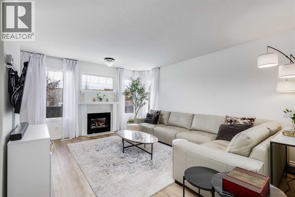 15, 102 Canoe Square Sw, Airdrie, Alberta  T4B 2Z1 - Photo 4 - A2302539