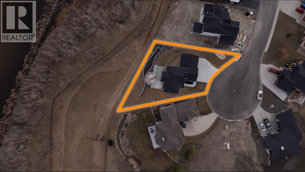 35 Monterra Cove, Cochrane Lake, Alberta  T4C 0G7 - Photo 5 - A2304114