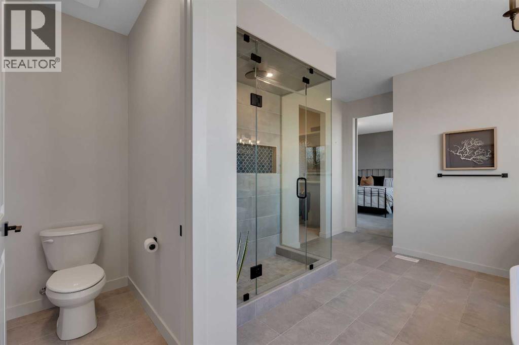 35 Monterra Cove, Cochrane Lake, Alberta  T4C 0G7 - Photo 38 - A2304114