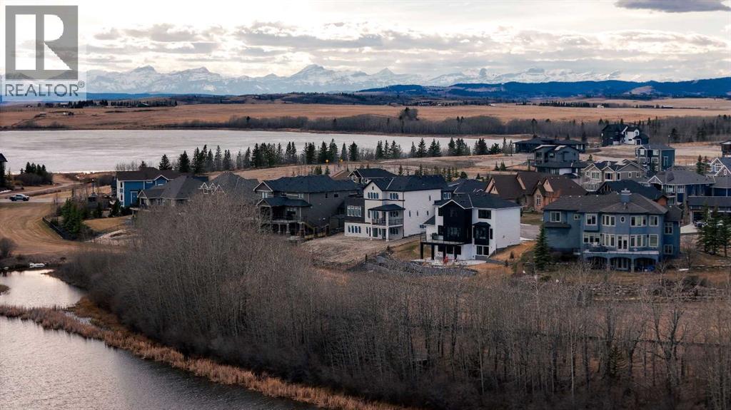 35 Monterra Cove, Cochrane Lake, Alberta  T4C 0G7 - Photo 3 - A2304114