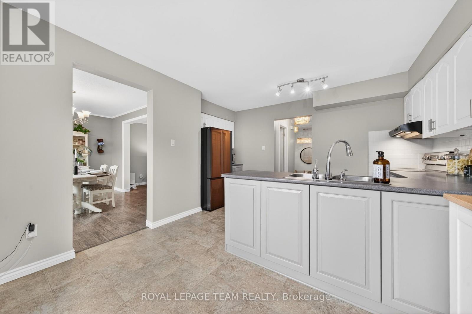 23 Inwood Drive, Ottawa, Ontario  K2M 1Z6 - Photo 14 - X13042168