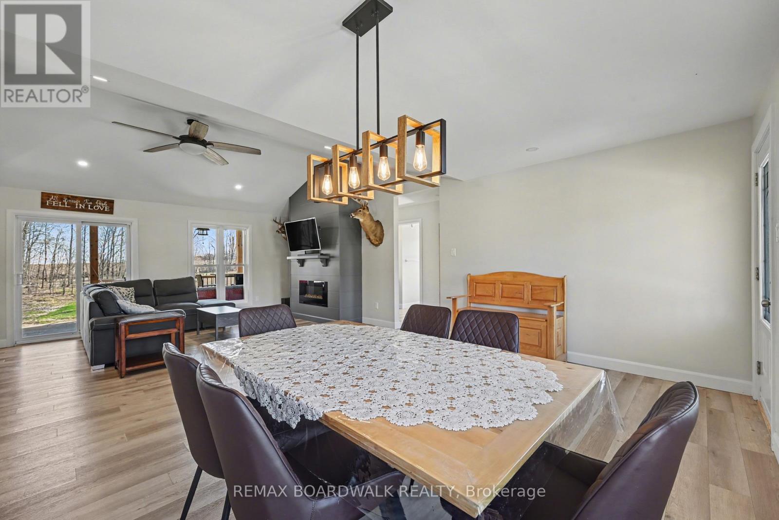 3247 Tolmies Corners Road N, North Stormont, Ontario  K0C 1V0 - Photo 12 - X13042234