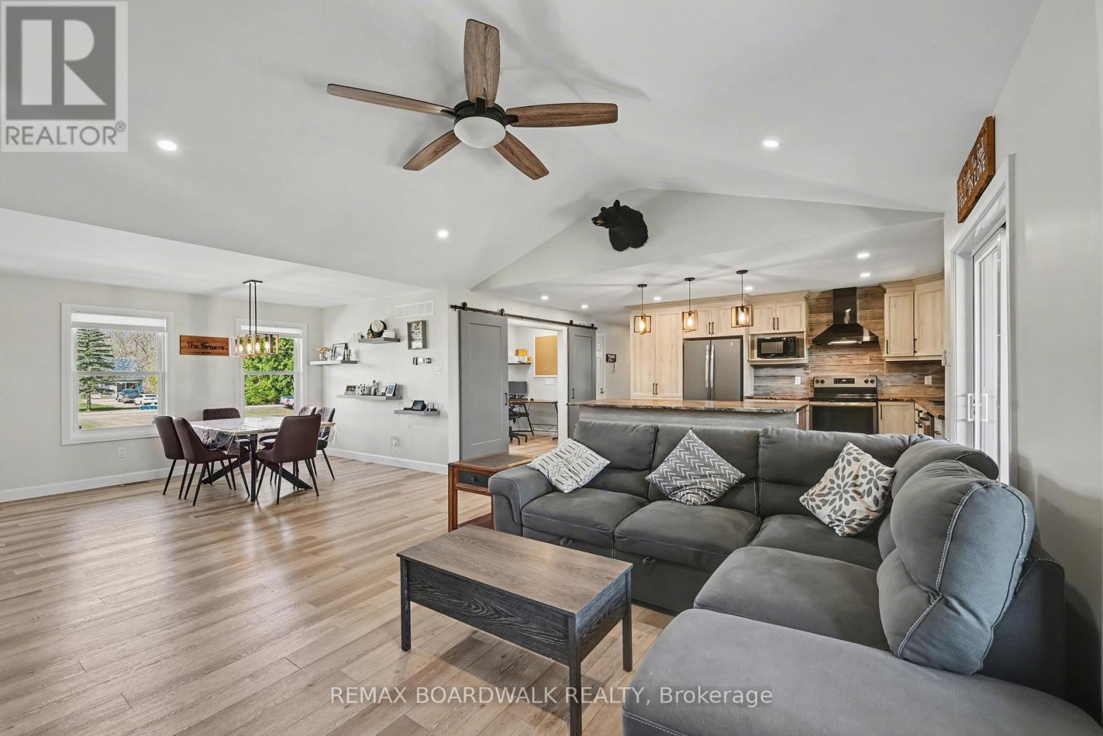 3247 Tolmies Corners Road N, North Stormont, Ontario  K0C 1V0 - Photo 14 - X13042234