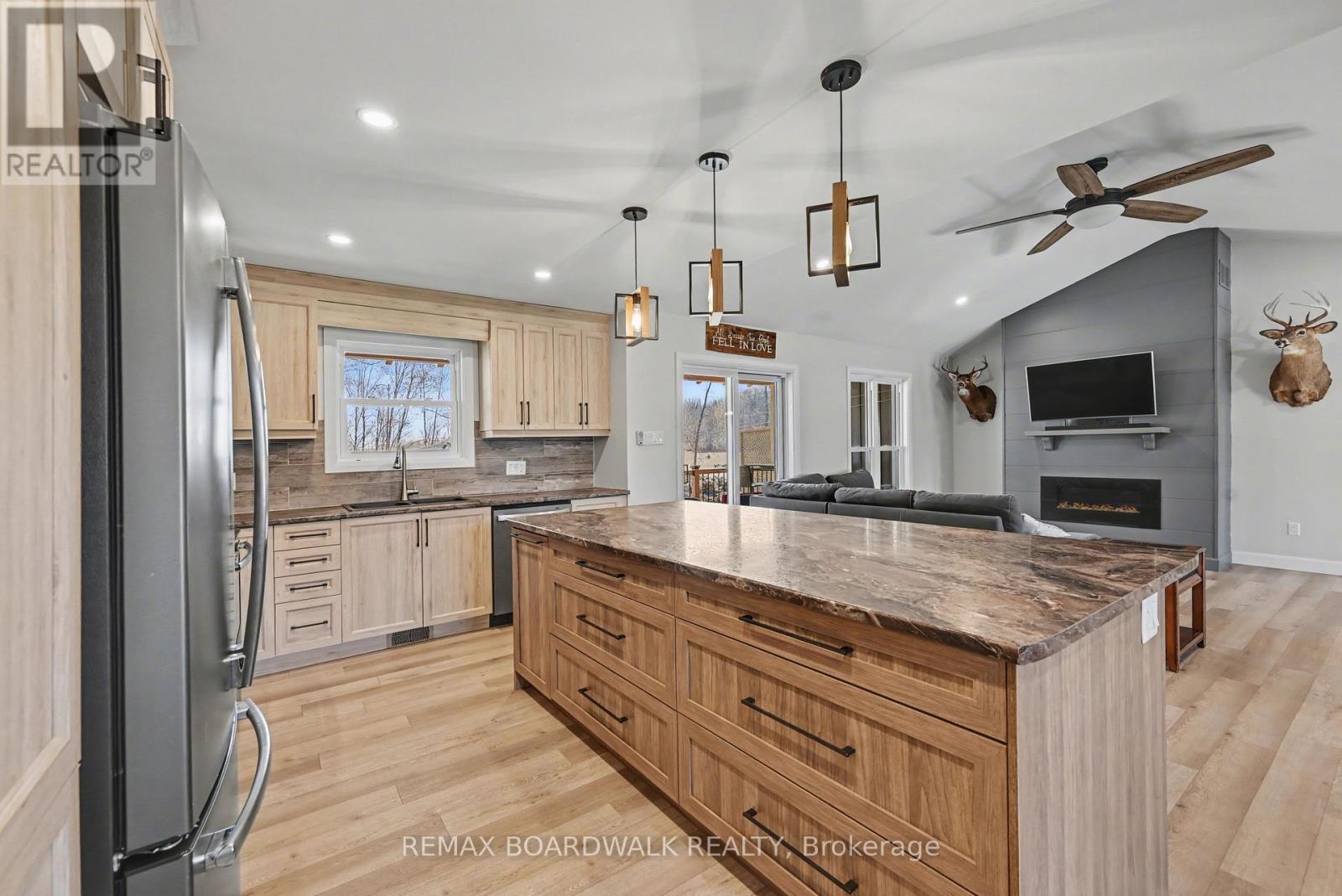 3247 Tolmies Corners Road N, North Stormont, Ontario  K0C 1V0 - Photo 9 - X13042234