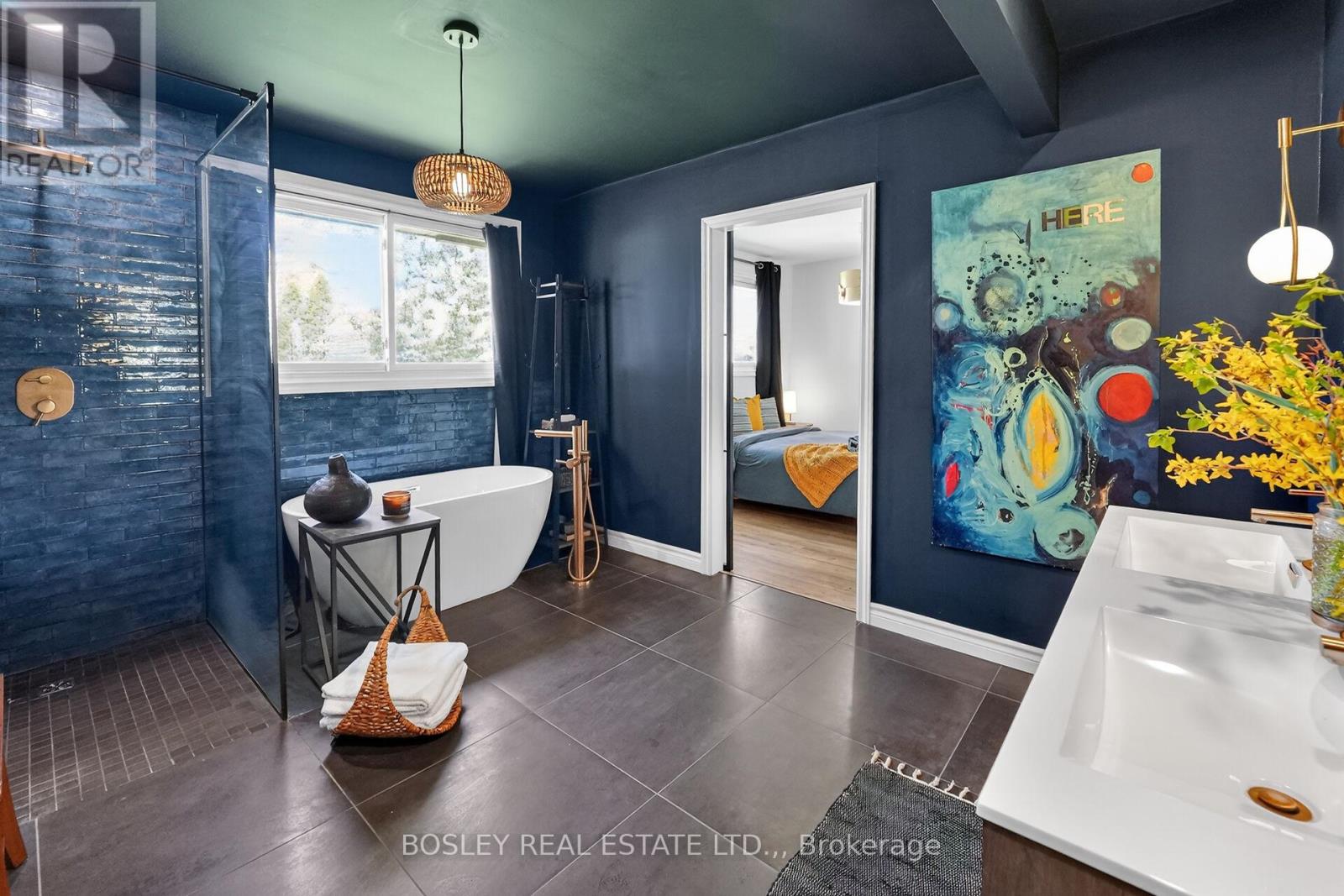 561 King Street, Niagara-On-The-Lake, Ontario  L0S 1J0 - Photo 18 - X13042270