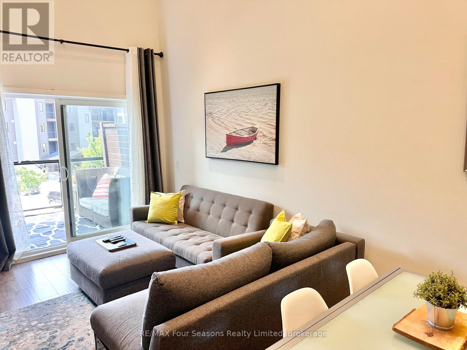 303 - 10 Beausoleil Lane, Blue Mountains, Ontario  L9Y 2X5 - Photo 4 - X13041542