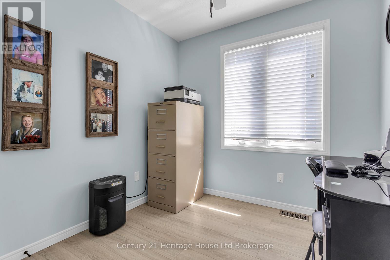 93 Glendale Drive, Tillsonburg, Ontario  N4G 1J9 - Photo 11 - X13042386