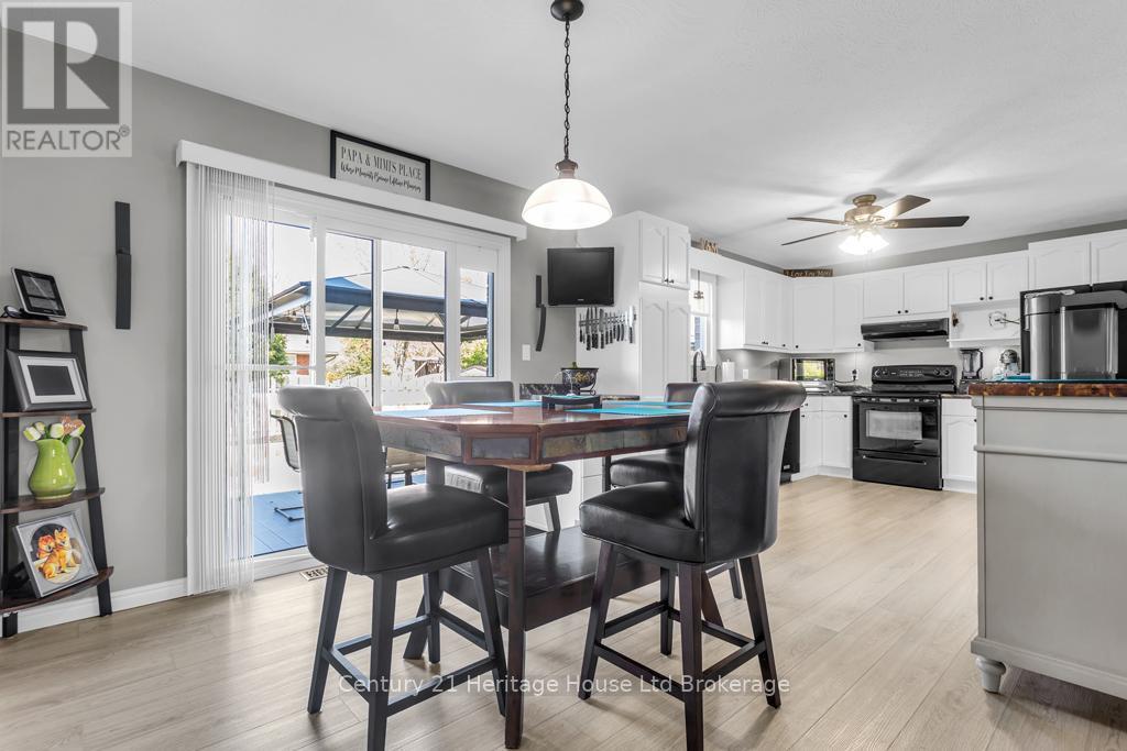 93 Glendale Drive, Tillsonburg, Ontario  N4G 1J9 - Photo 8 - X13042386