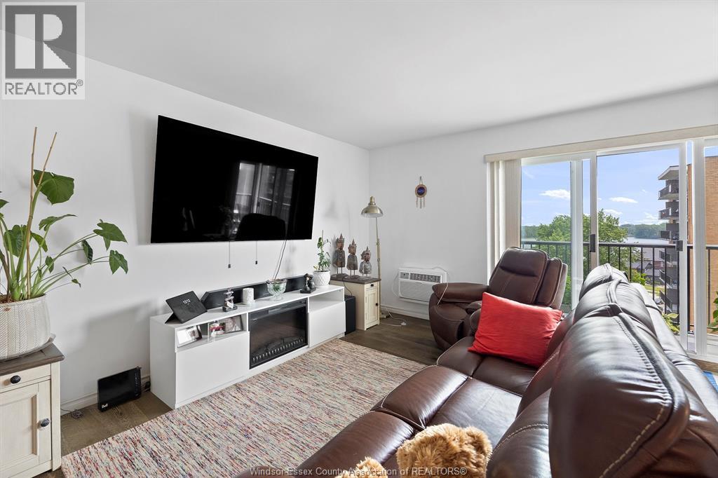 8591 Riverside Dr. E. Unit# 802, Windsor, Ontario  N8S 1G3 - Photo 4 - 26009161