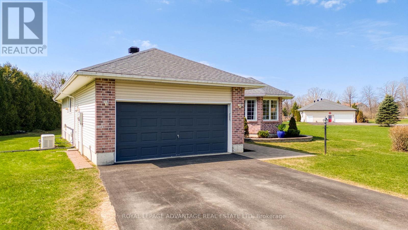 307 Somerville Drive, Tay Valley, Ontario  K7H 3C6 - Photo 2 - X13042214