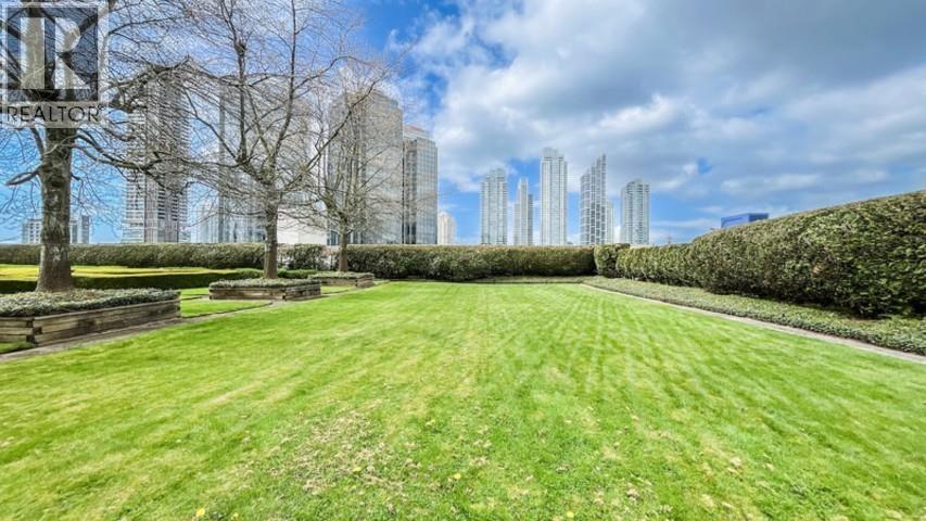 2102 6521 Bonsor Avenue, Burnaby, British Columbia  V5H 4N3 - Photo 28 - R3115536