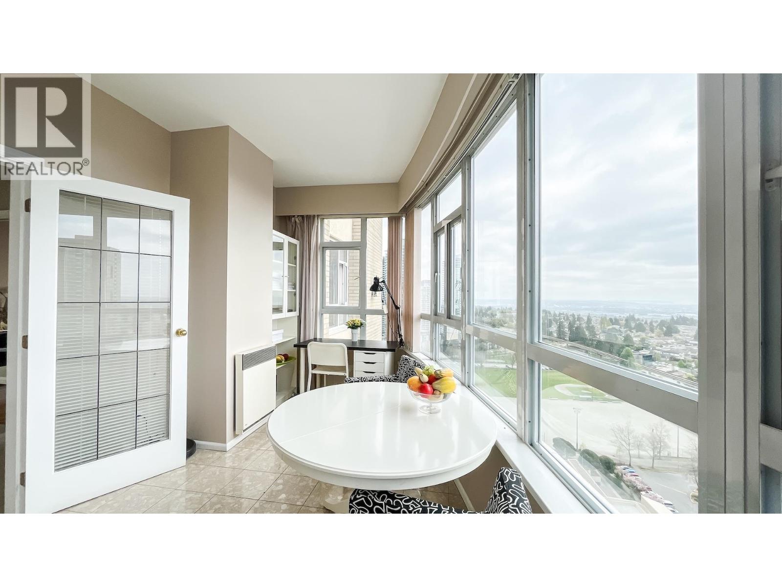 2102 6521 Bonsor Avenue, Burnaby, British Columbia  V5H 4N3 - Photo 10 - R3115536