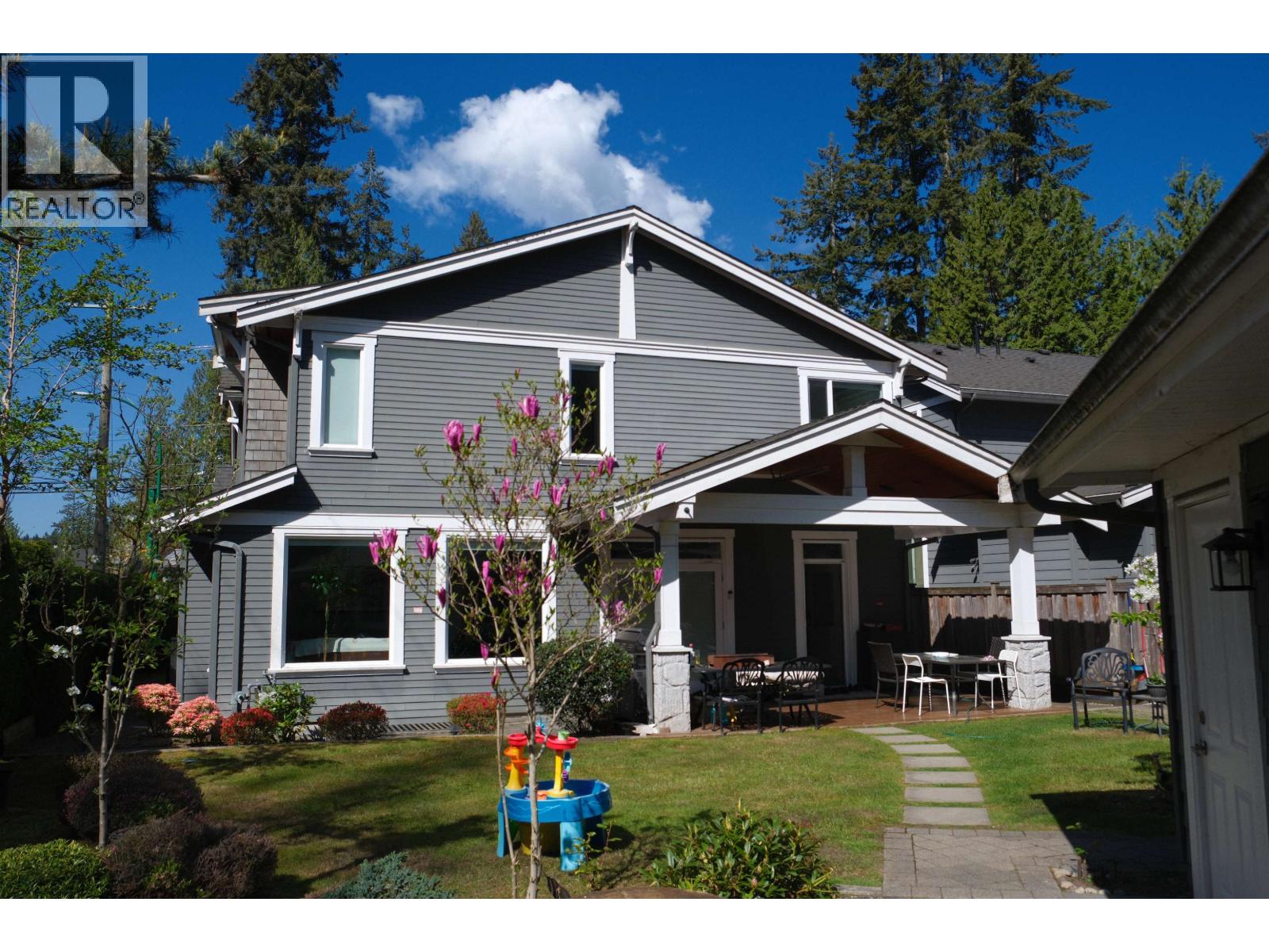 1198 Edgewood Road, North Vancouver, British Columbia  V7R 1Y9 - Photo 2 - R3114226