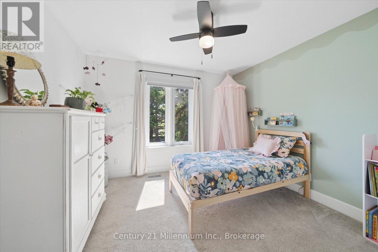 4 Blackburn Avenue, Clearview, Ontario  L0M 1P0 - Photo 26 - S13042256