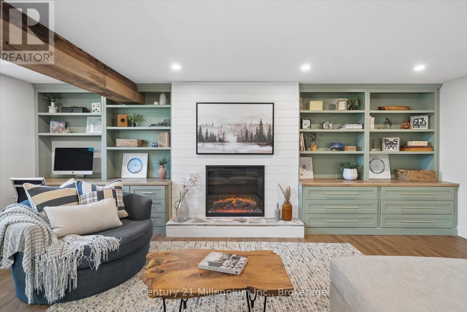 4 Blackburn Avenue, Clearview, Ontario  L0M 1P0 - Photo 32 - S13042256