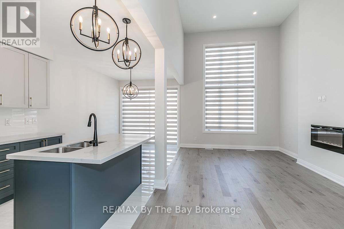 5 Rosanne Circle, Wasaga Beach, Ontario  L9Z 0N4 - Photo 10 - S13042340