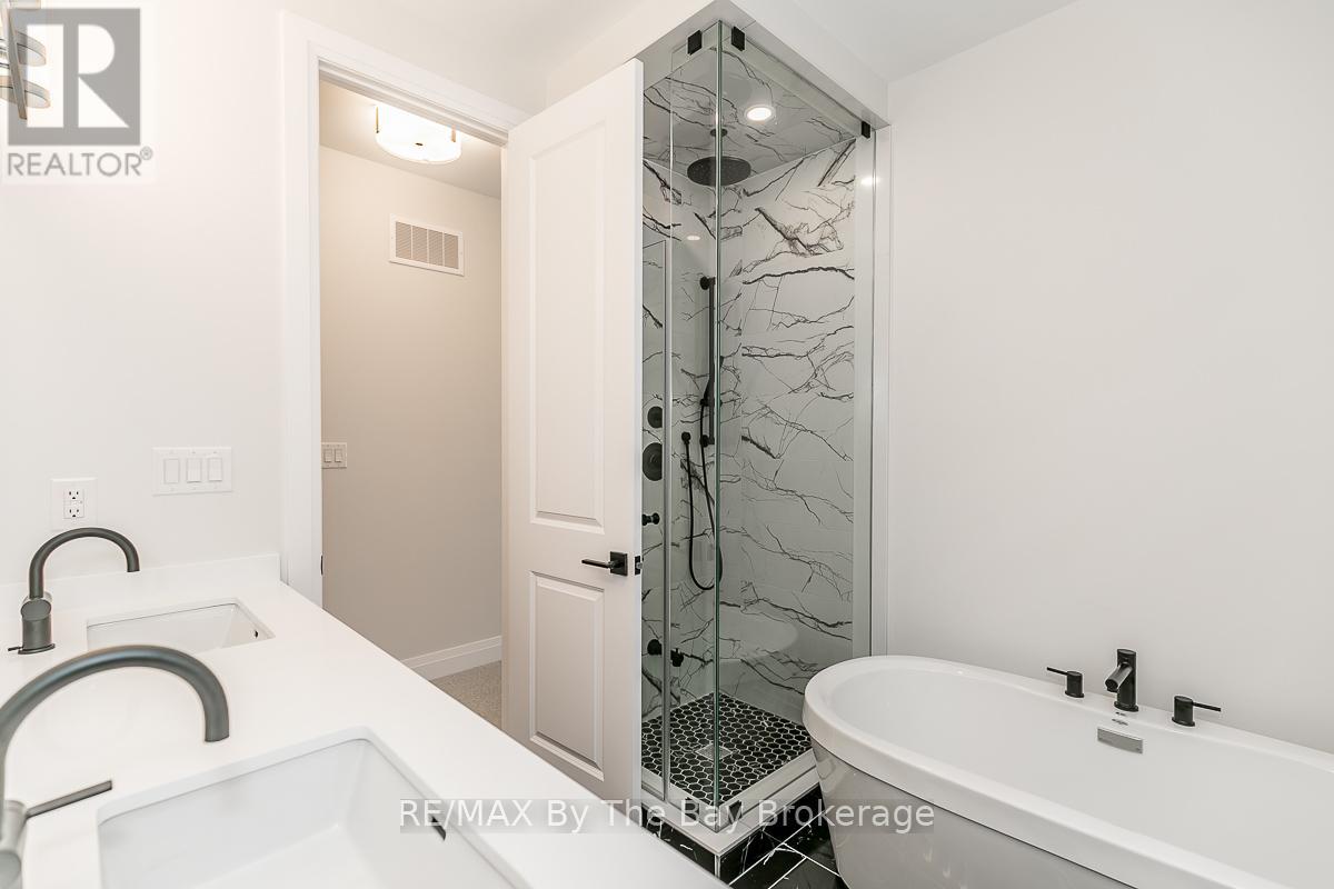 5 Rosanne Circle, Wasaga Beach, Ontario  L9Z 0N4 - Photo 27 - S13042340