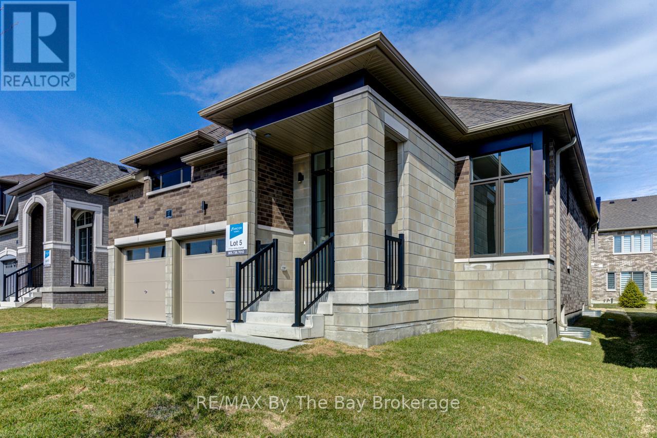 17 Sun Valley Avenue, Wasaga Beach, Ontario  L9Z 0N6 - Photo 2 - S13042344