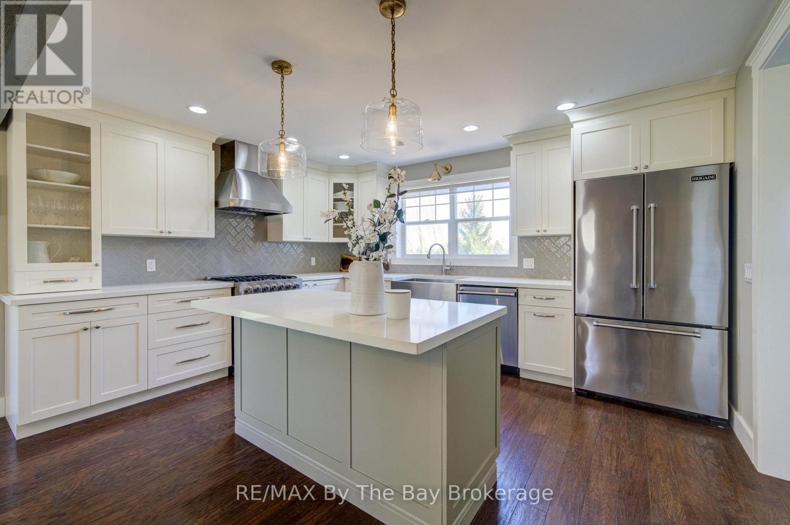 1595 County 42 Road, Clearview, Ontario  L0M 1S0 - Photo 11 - S13042392