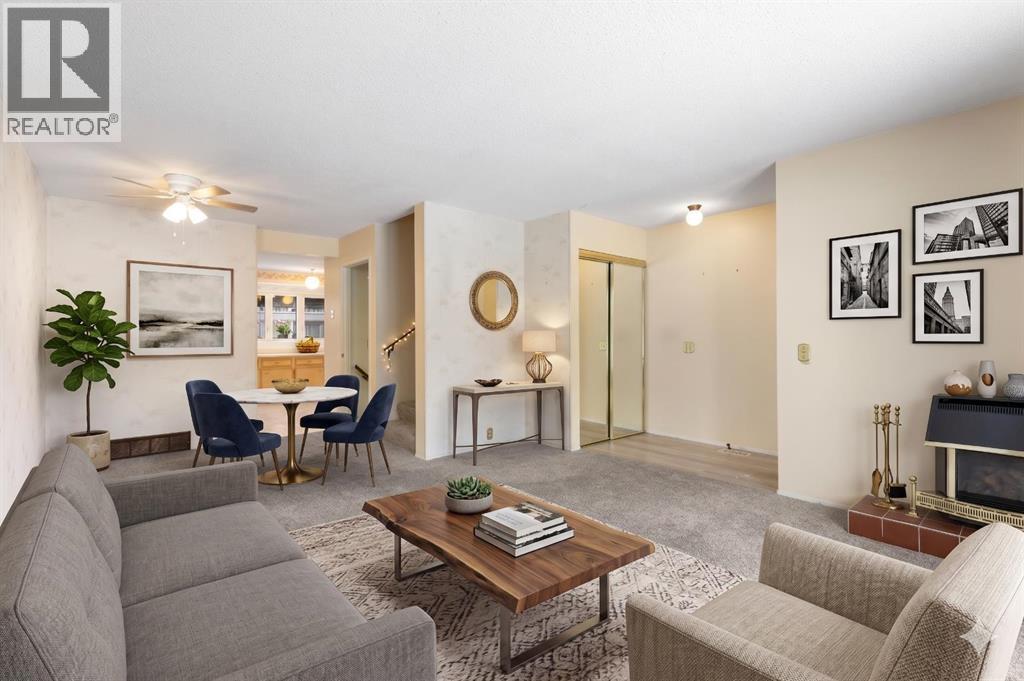 460 Cannington Close SW, Calgary, Alberta  T2W 3G2 - Photo 3 - A2304927