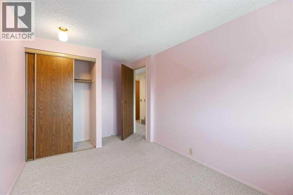 460 Cannington Close SW, Calgary, Alberta  T2W 3G2 - Photo 16 - A2304927