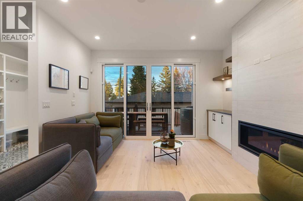 2412 23 Street Nw, Calgary, Alberta  T2M 3Y2 - Photo 10 - A2303612