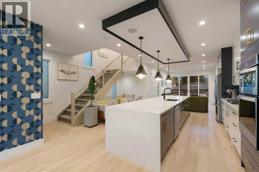 2412 23 Street Nw, Calgary, Alberta  T2M 3Y2 - Photo 5 - A2303612