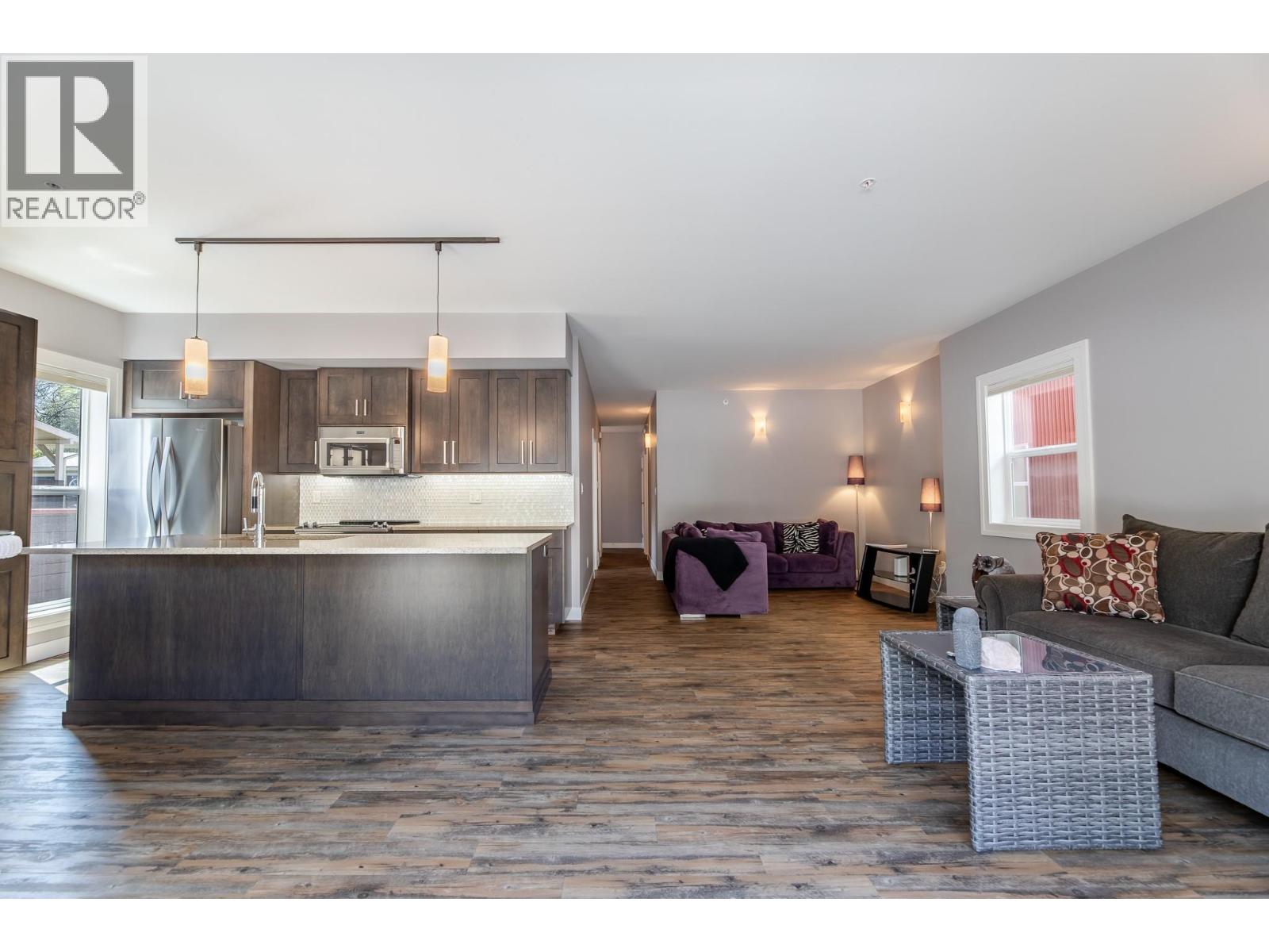 711 Creekside Road Unit# 101, Penticton, British Columbia  V2A 2C5 - Photo 10 - 10384707