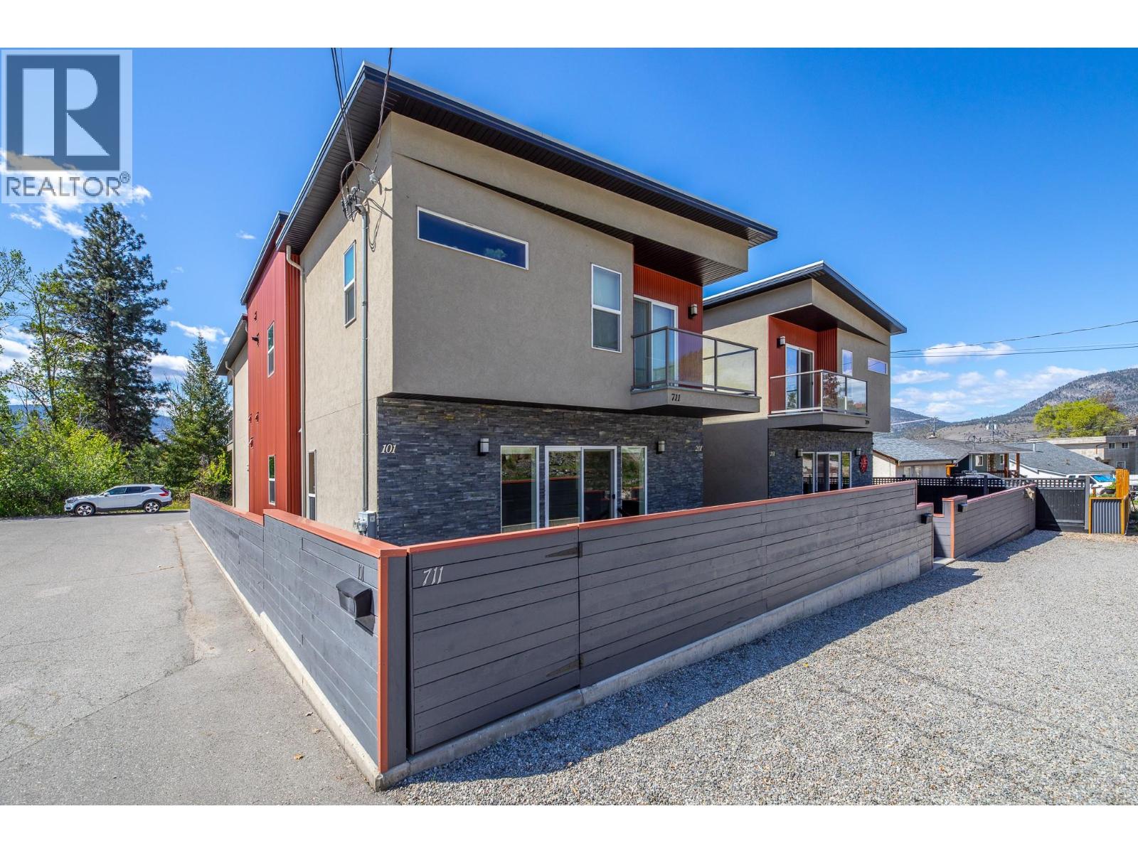711 Creekside Road Unit# 101, Penticton, British Columbia  V2A 2C5 - Photo 2 - 10384707