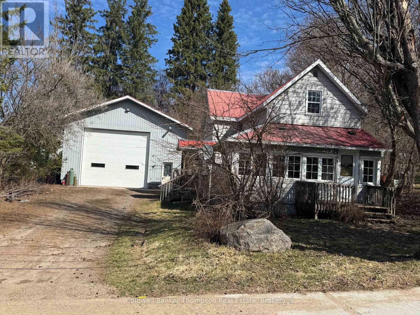 $369,900135 Huston Street, Burk's Falls, Ontario