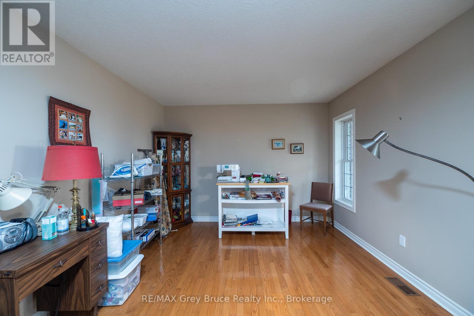 258913 Gordon Sutherland Parkway, Georgian Bluffs, Ontario  N4K 0G3 - Photo 13 - X13042208