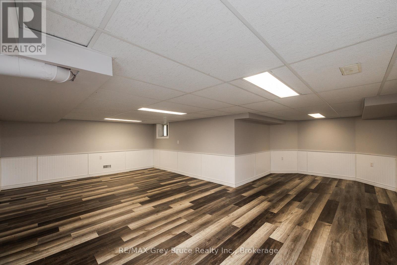 258913 Gordon Sutherland Parkway, Georgian Bluffs, Ontario  N4K 0G3 - Photo 16 - X13042208