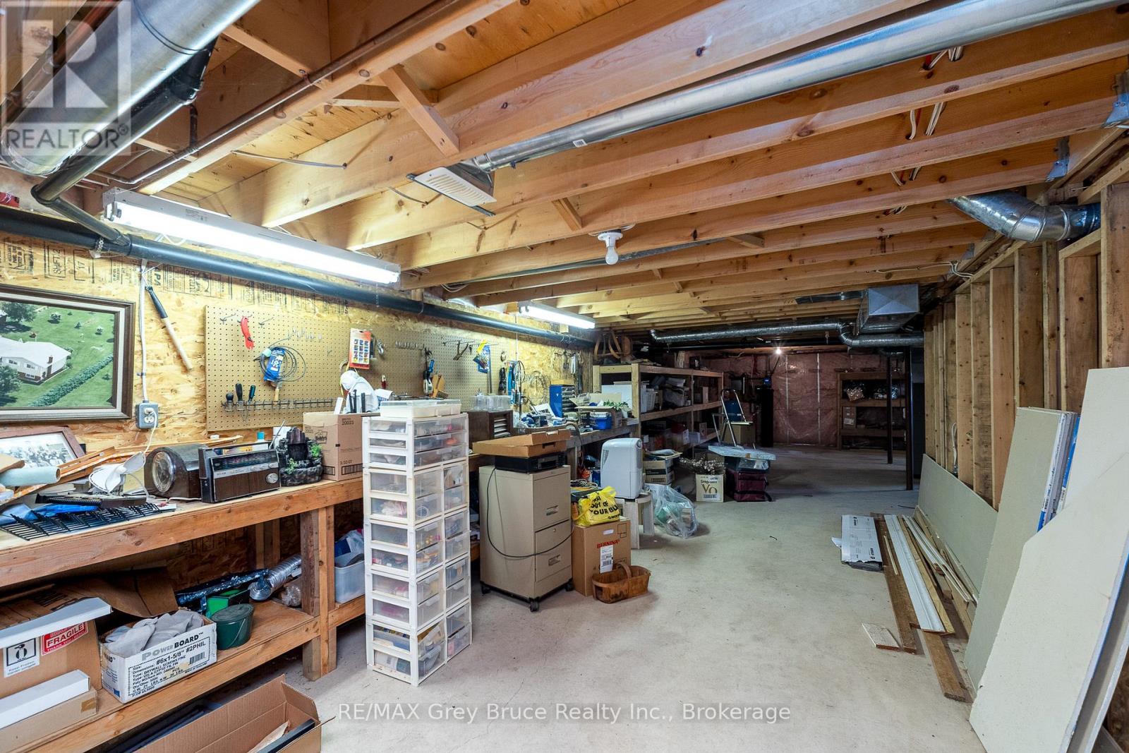 258913 Gordon Sutherland Parkway, Georgian Bluffs, Ontario  N4K 0G3 - Photo 18 - X13042208