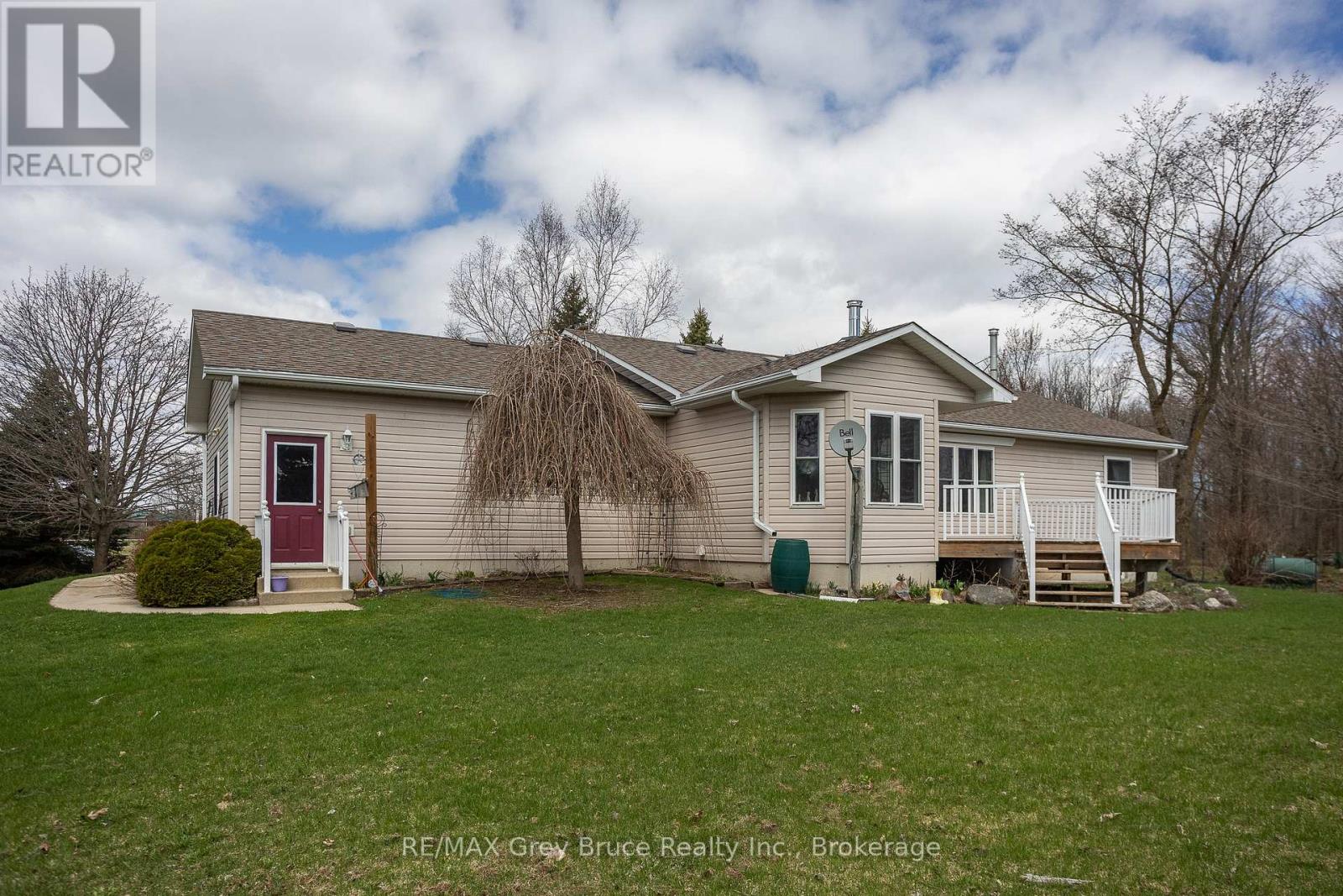 258913 Gordon Sutherland Parkway, Georgian Bluffs, Ontario  N4K 0G3 - Photo 22 - X13042208