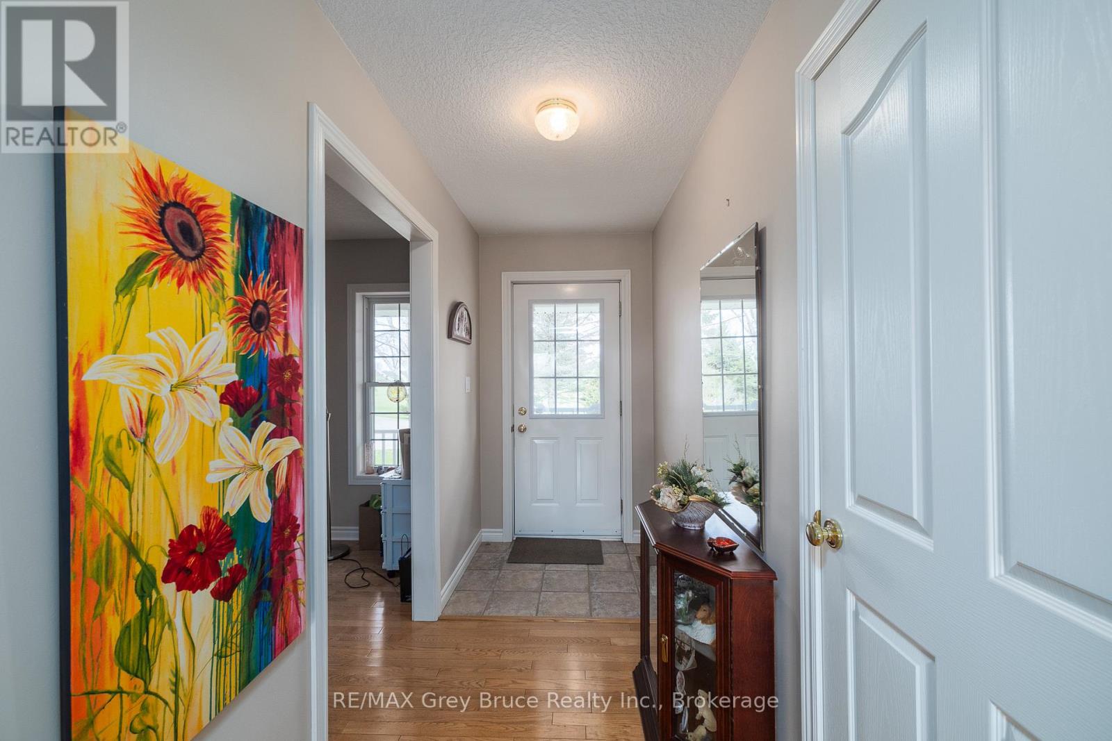 258913 Gordon Sutherland Parkway, Georgian Bluffs, Ontario  N4K 0G3 - Photo 3 - X13042208