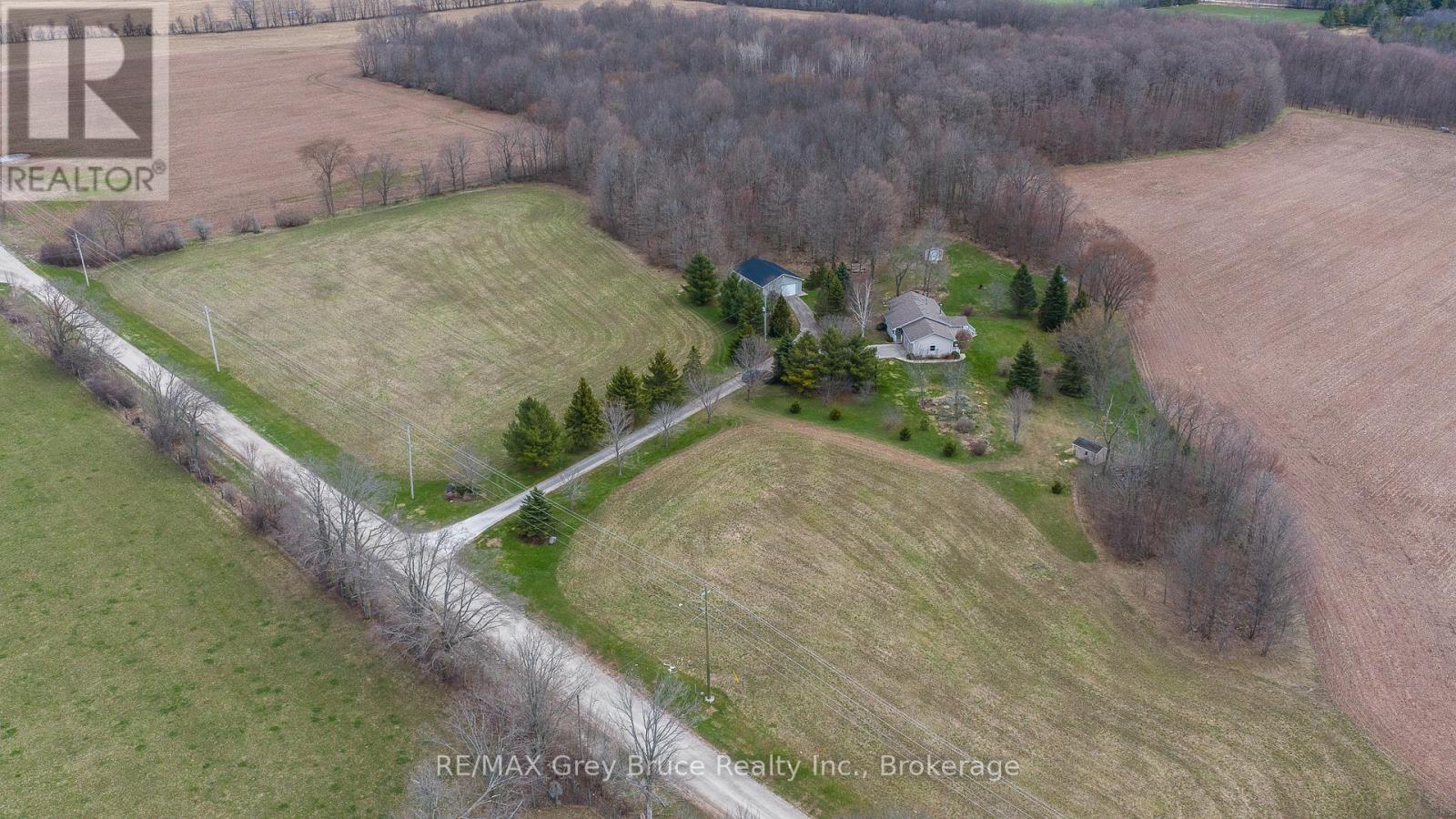 258913 Gordon Sutherland Parkway, Georgian Bluffs, Ontario  N4K 0G3 - Photo 36 - X13042208