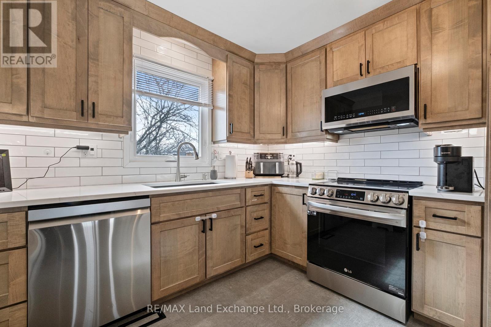 677 Kennard Crescent, Kincardine, Ontario  N2Z 1T5 - Photo 13 - X13042310