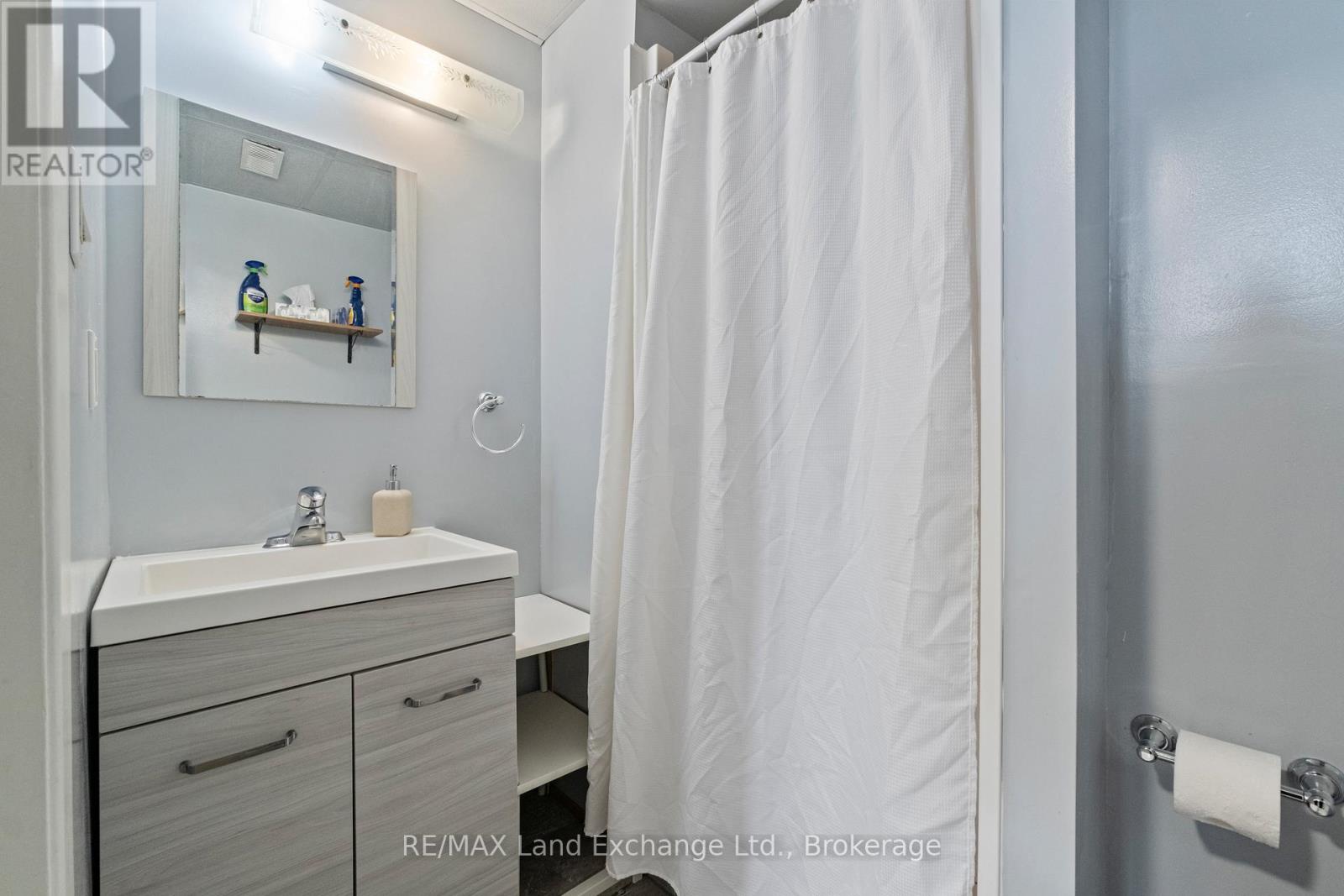 677 Kennard Crescent, Kincardine, Ontario  N2Z 1T5 - Photo 26 - X13042310