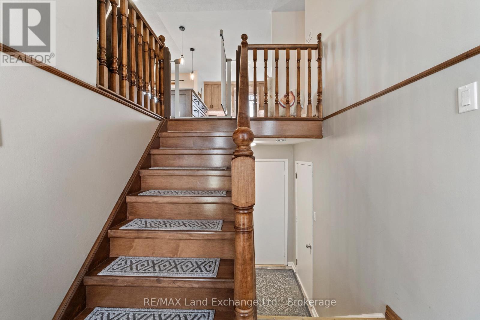 677 Kennard Crescent, Kincardine, Ontario  N2Z 1T5 - Photo 8 - X13042310