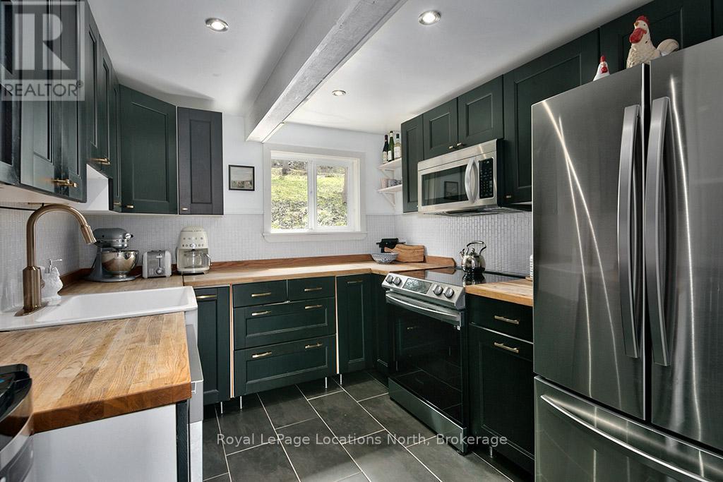 104 Old 26 Highway, Meaford, Ontario  N4L 1W7 - Photo 10 - X13042440