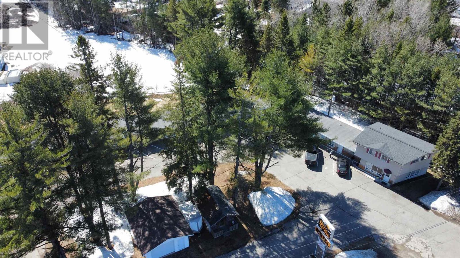 1515 Trunk Rd, Sault Ste. Marie, Ontario  P6A 6X9 - Photo 13 - SM260775