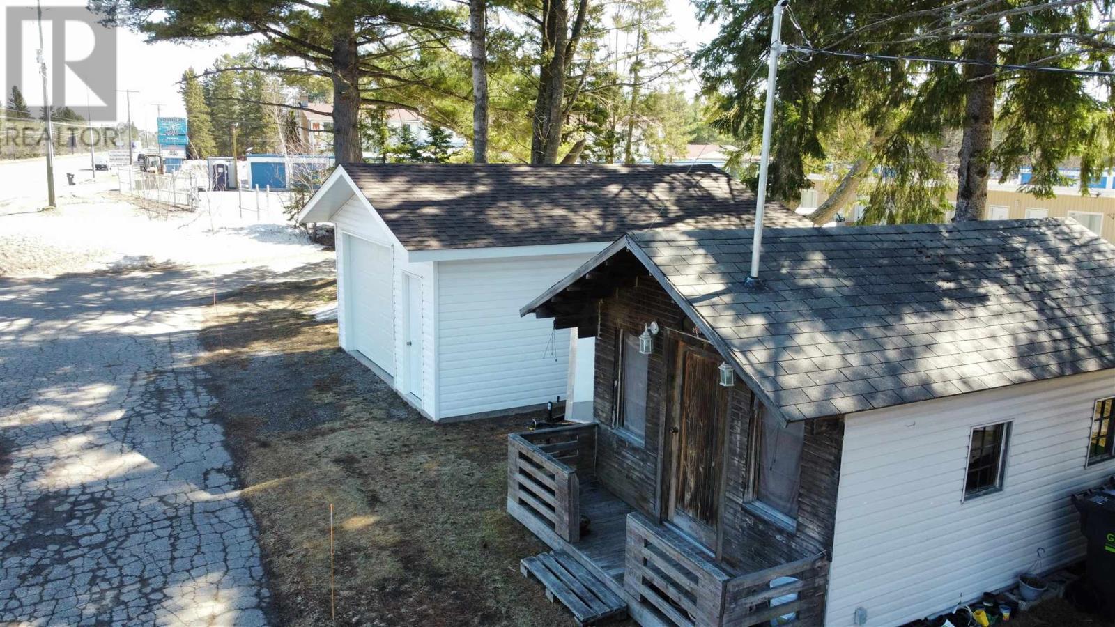 1515 Trunk Rd, Sault Ste. Marie, Ontario  P6A 6X9 - Photo 6 - SM260775