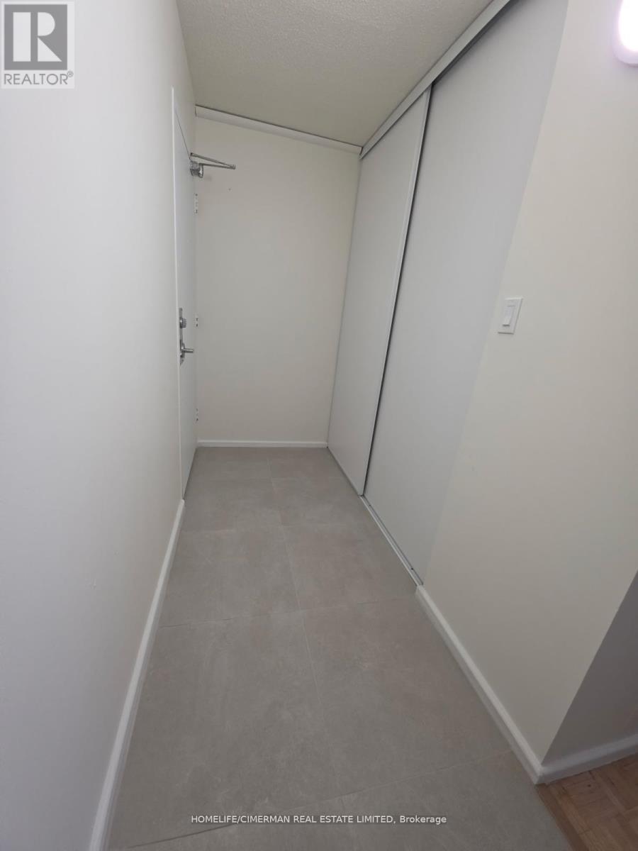 1702 - 715 Don Mills Road, Toronto, Ontario  M3C 1S5 - Photo 3 - C13042360