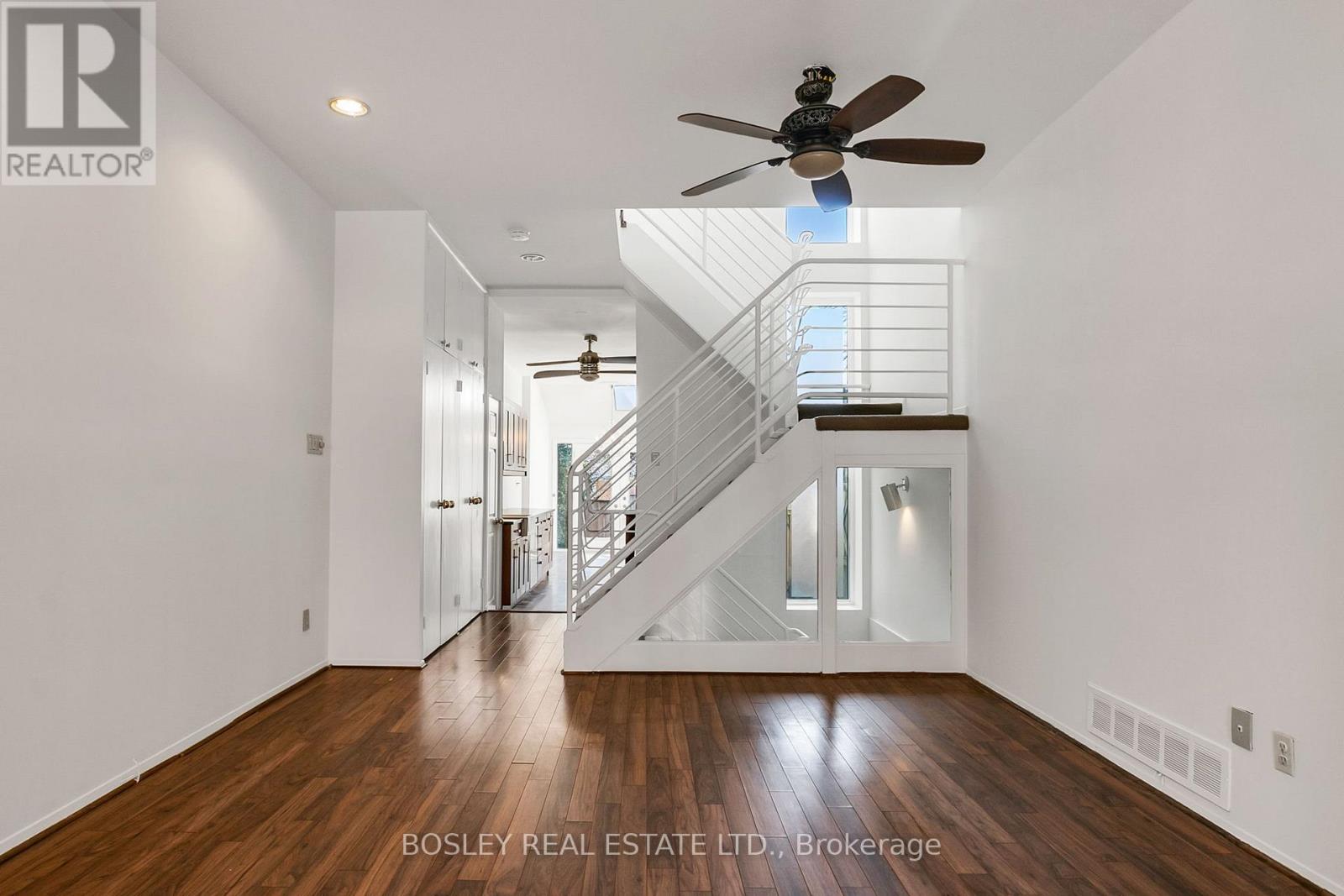 25 Salisbury Avenue, Toronto, Ontario  M4X 1C3 - Photo 13 - C13042442