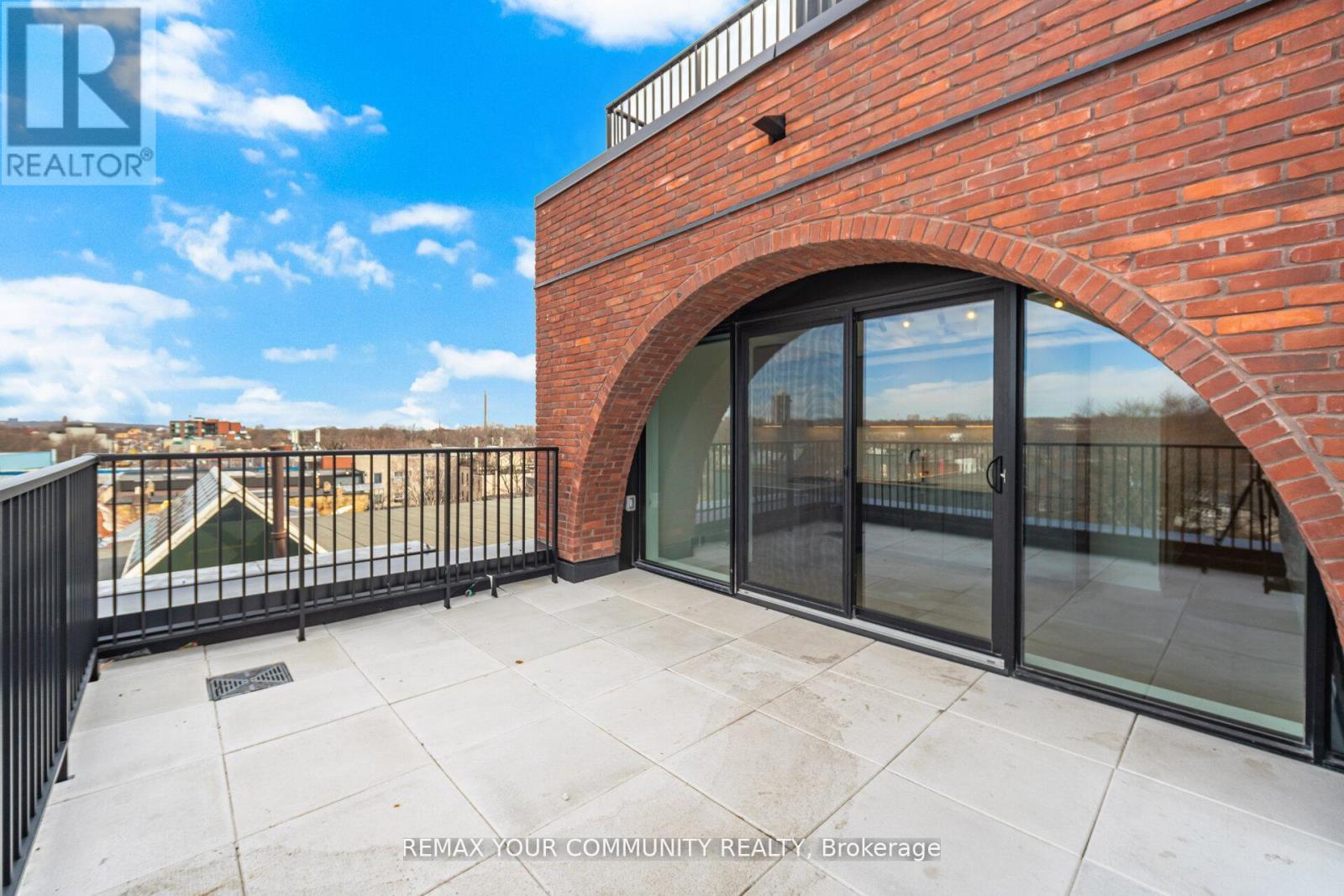 603 - 761 Queen Street, Toronto, Ontario  M4M 1H3 - Photo 16 - E13042194