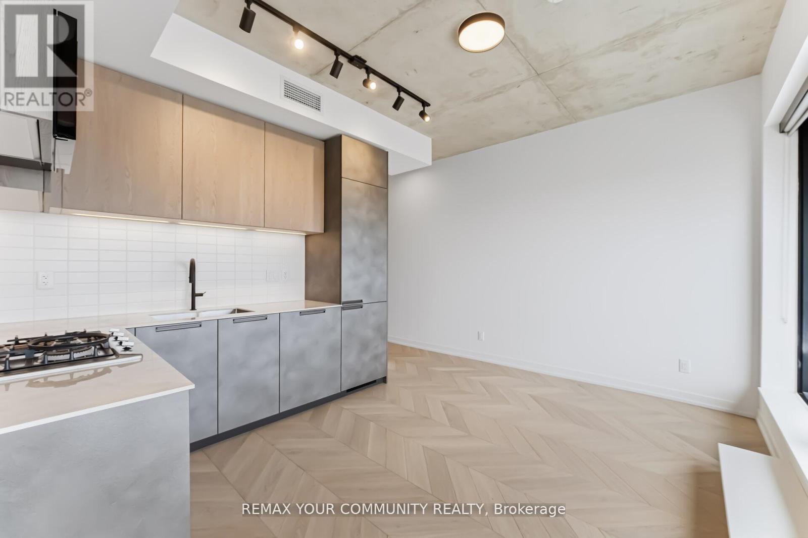 603 - 761 Queen Street, Toronto, Ontario  M4M 1H3 - Photo 3 - E13042194